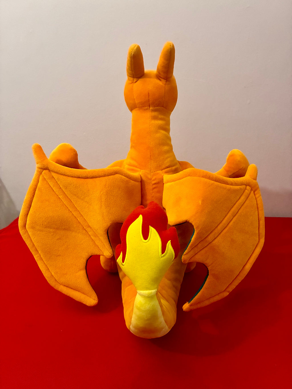 Pokémon Charizard Plushie