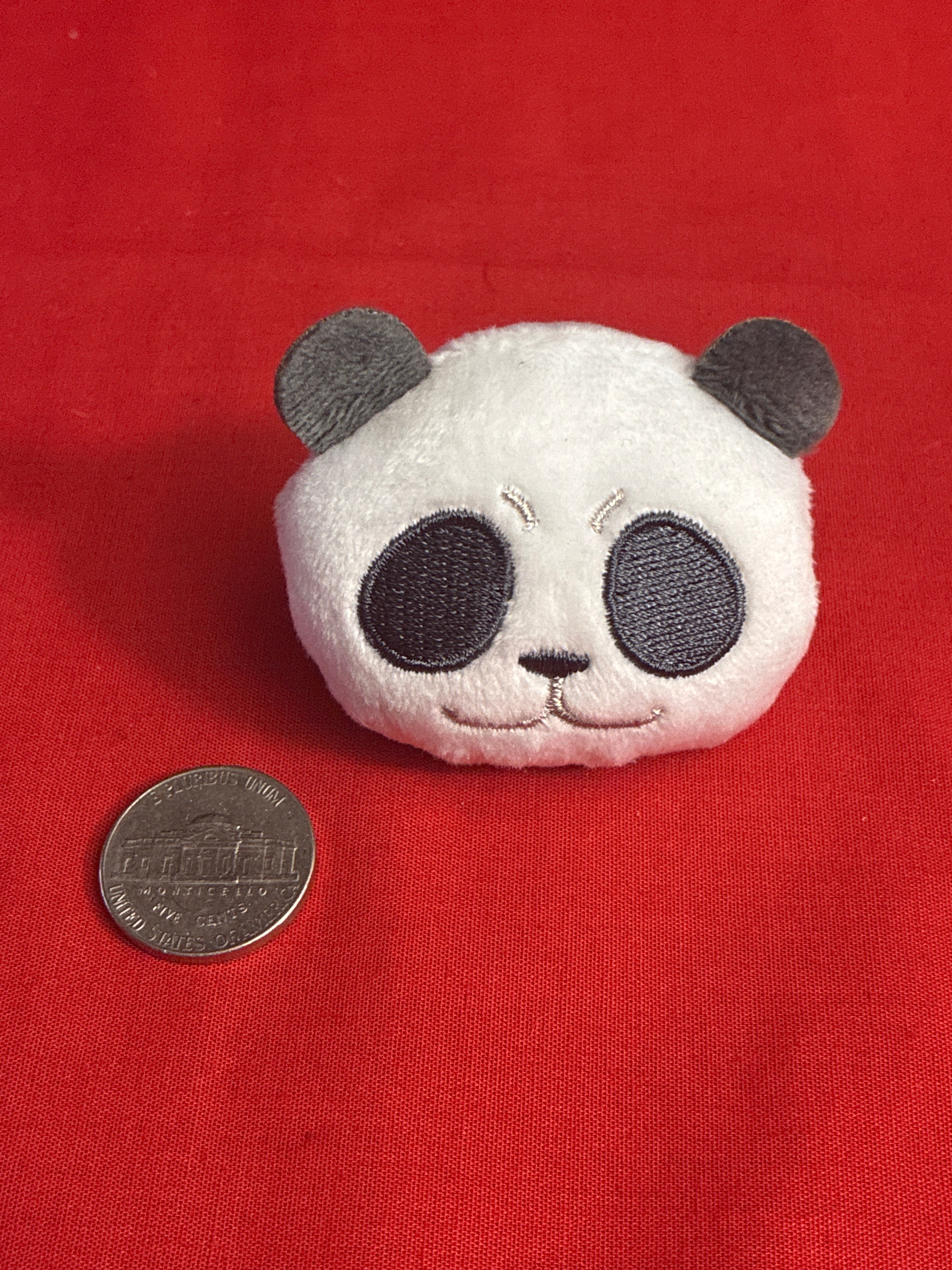 Jujutsu Kaisen plush Badges/Pins