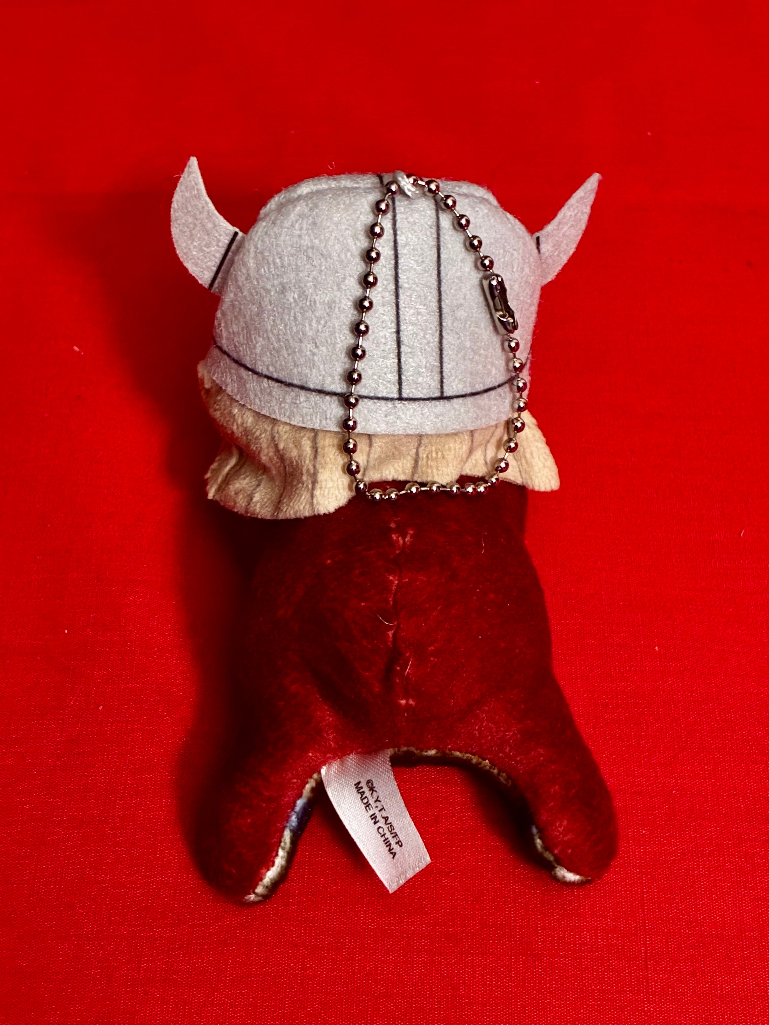 Eisen the Dwarf “Frieren Beyond journeys end” mini keychain plushie/clamper
