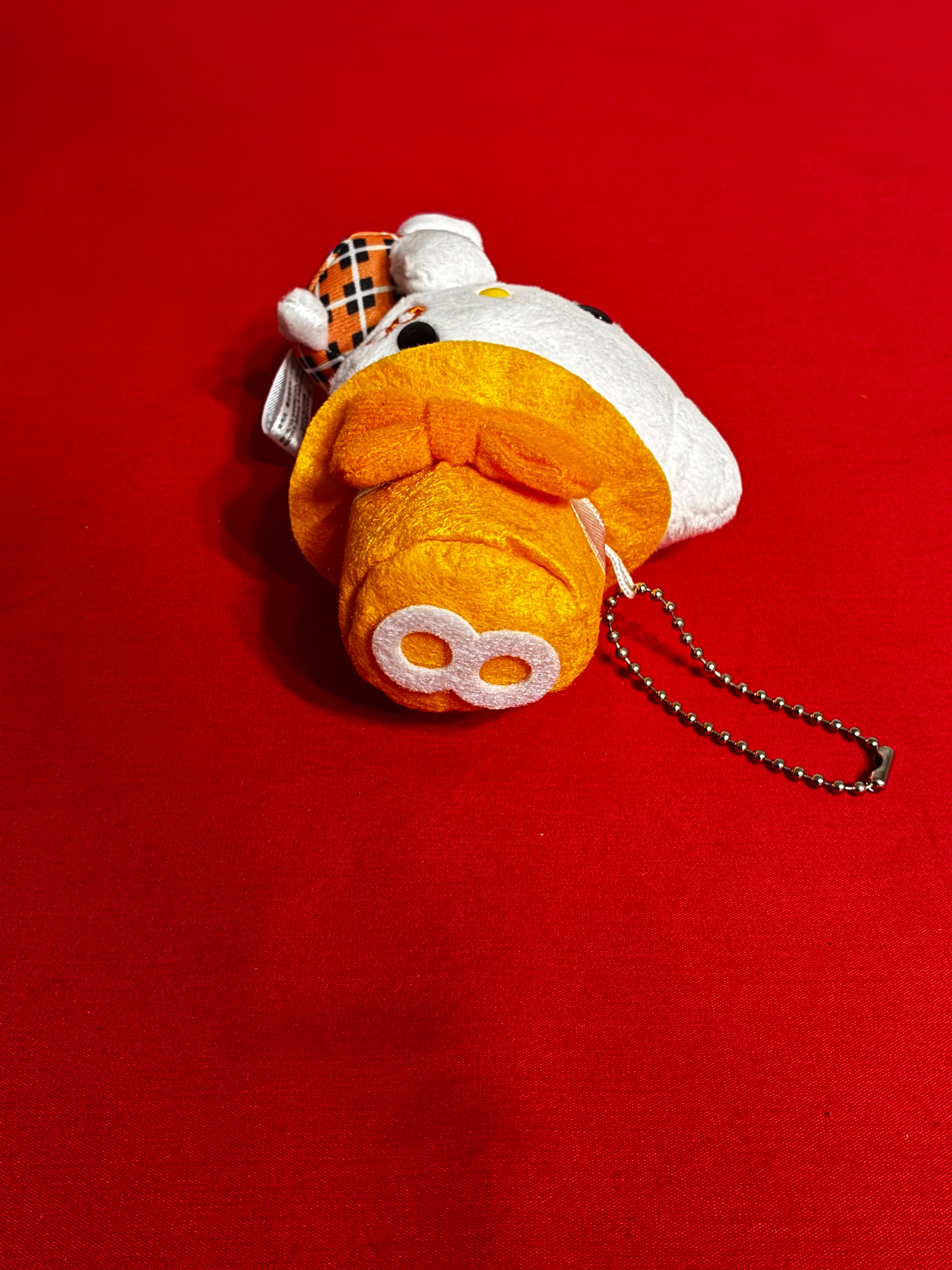 Super 8 hello kitty plushie keychain