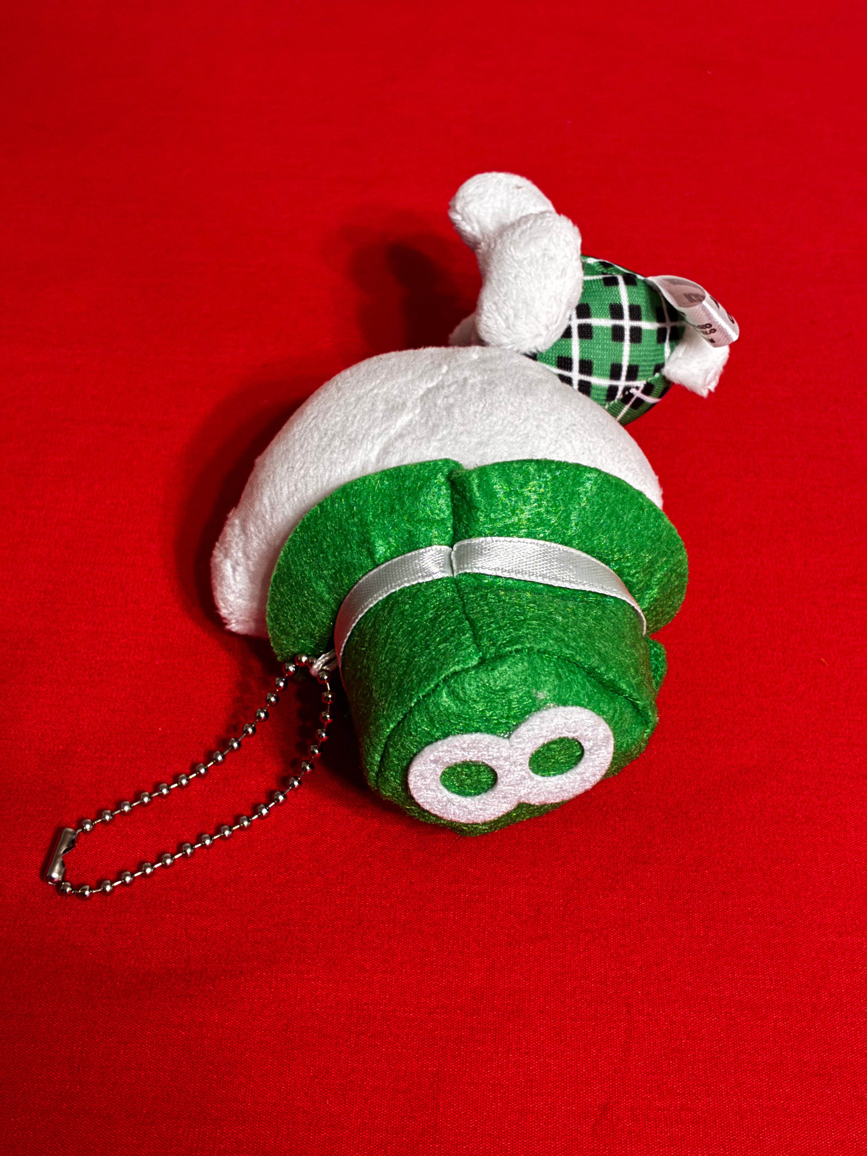 Super 8 hello kitty plushie keychain