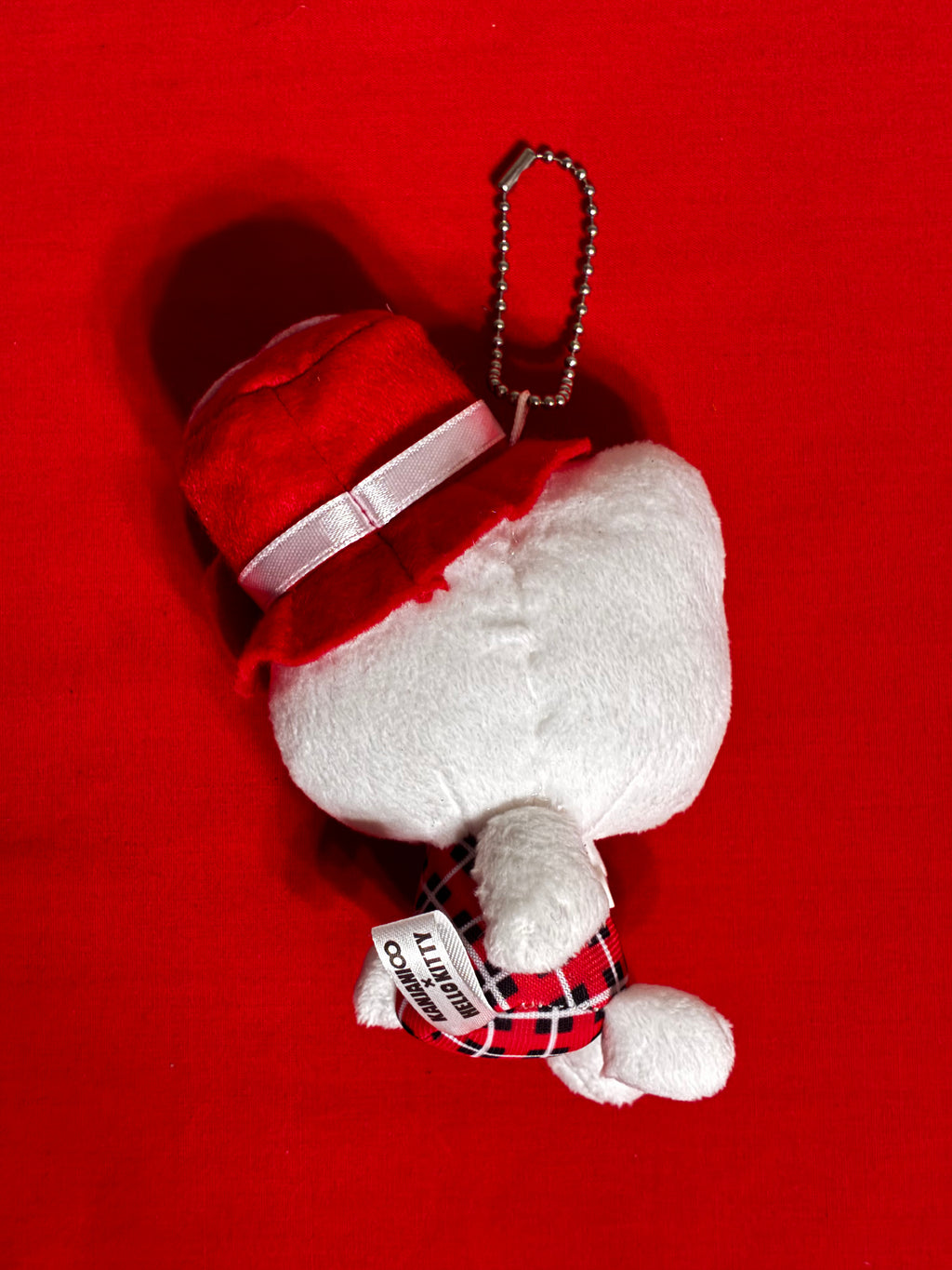 Super 8 hello kitty plushie keychain