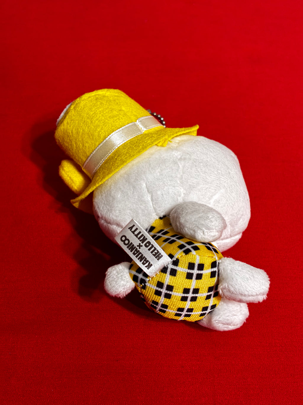 Super 8 hello kitty plushie keychain